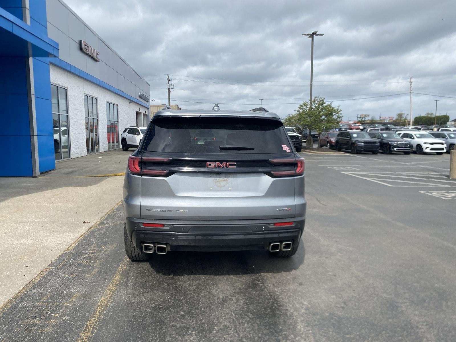 2025 GMC Acadia AT4