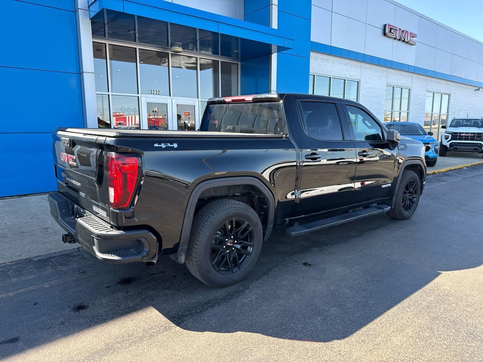 2024 GMC Sierra 1500 Elevation