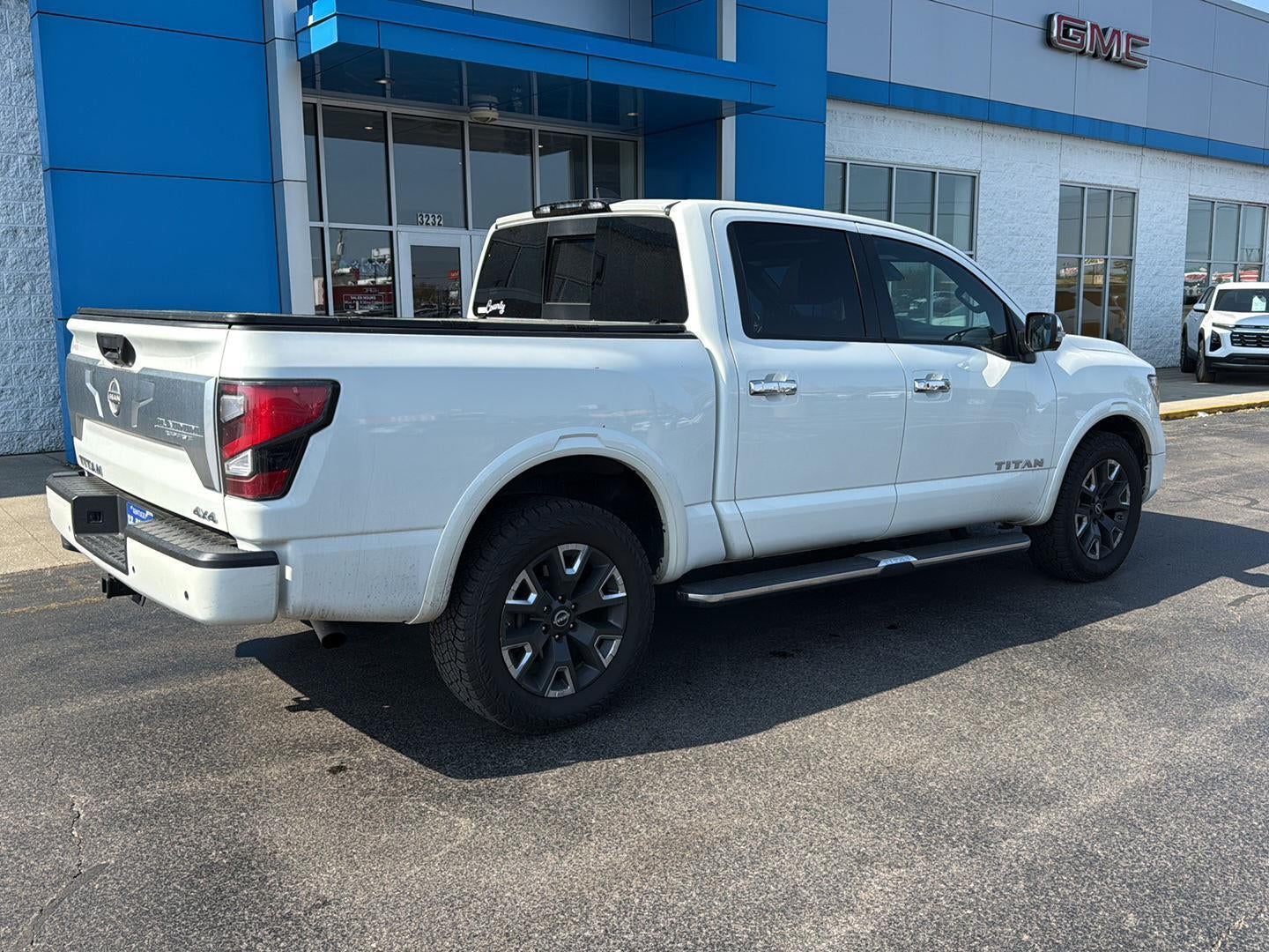 2023 Nissan Titan Platinum Reserve