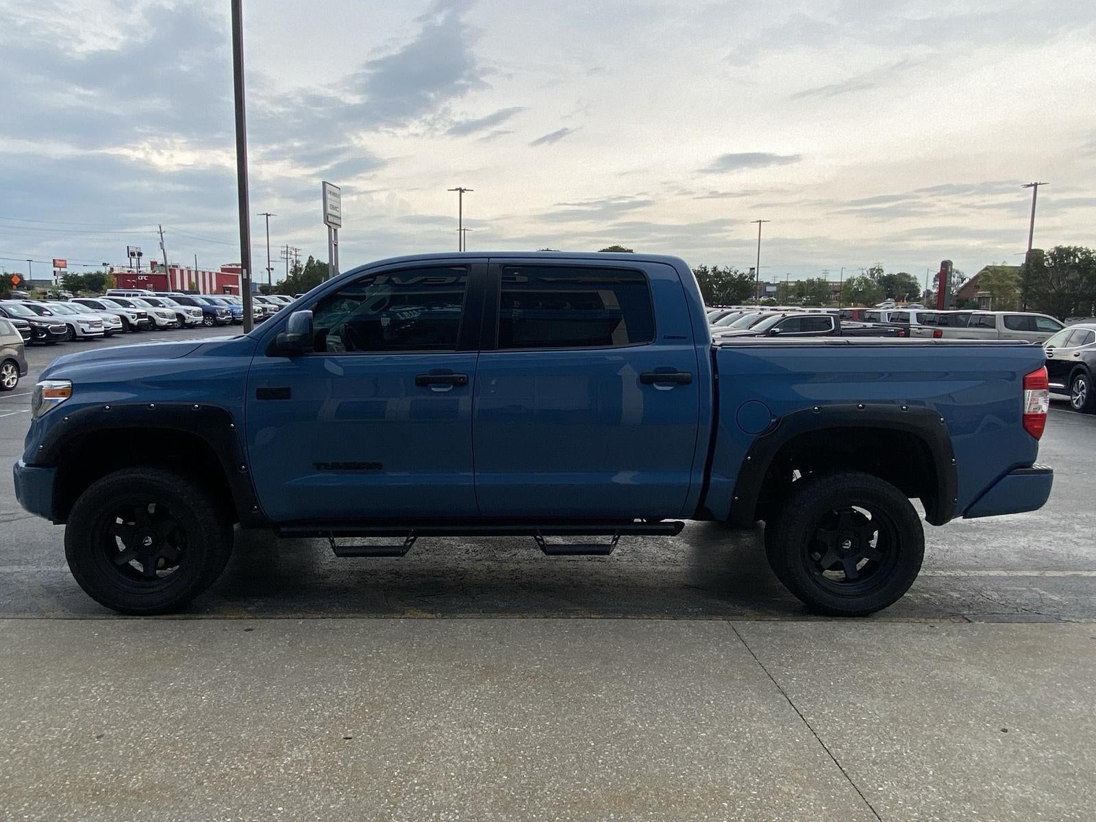 2019 Toyota Tundra 4WD SR5