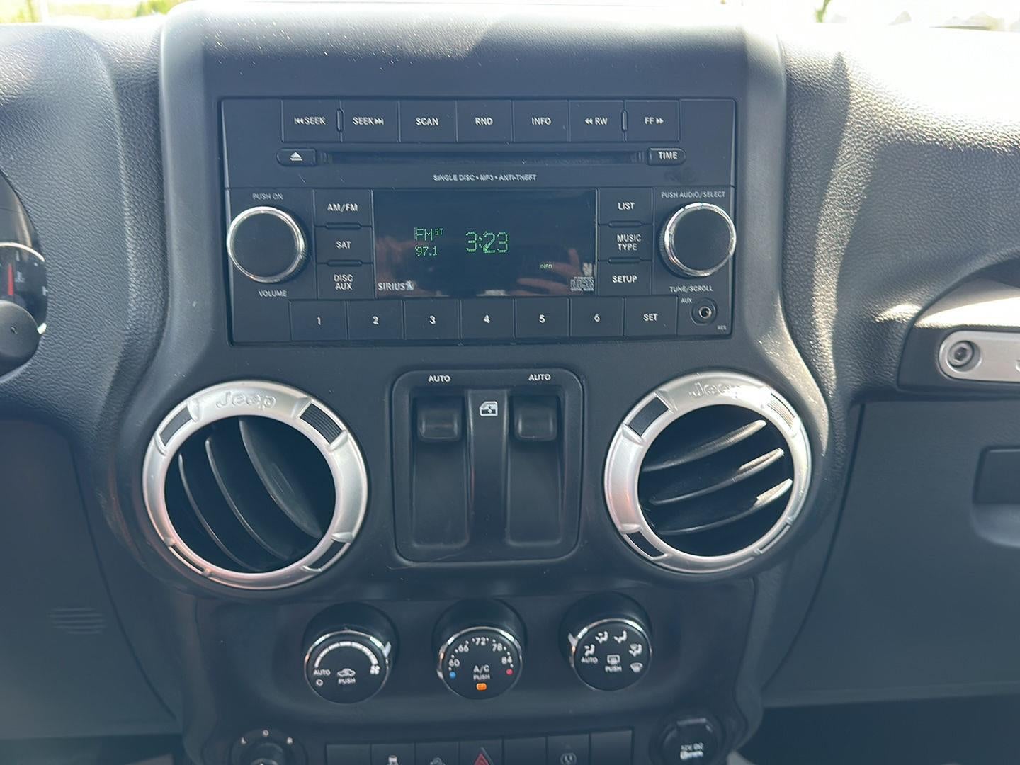 2014 Jeep Wrangler Sahara
