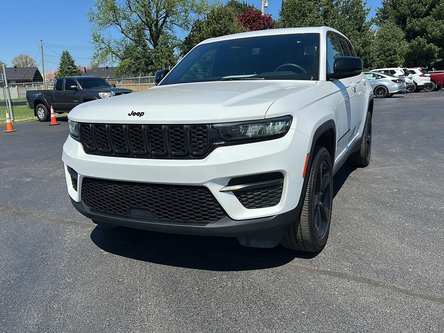 2023 Jeep Grand Cherokee Altitude