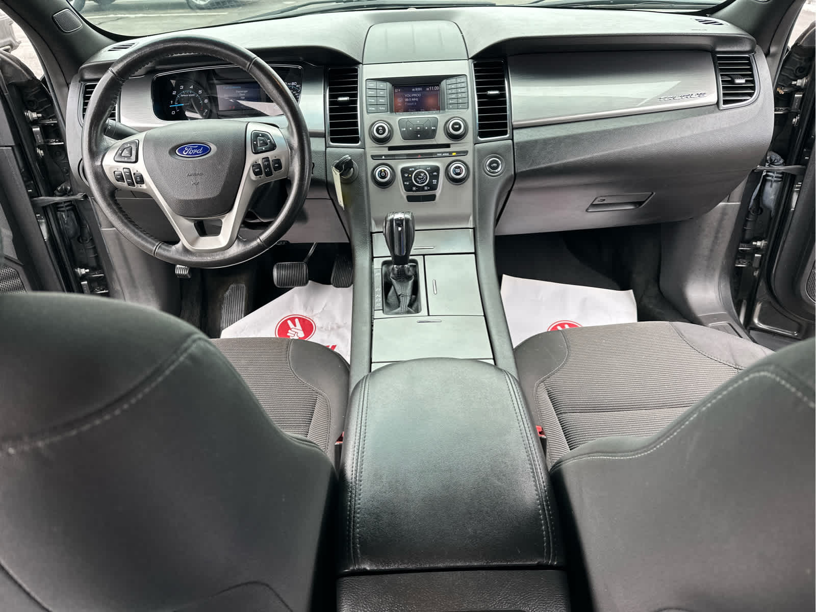 2016 Ford Taurus SEL