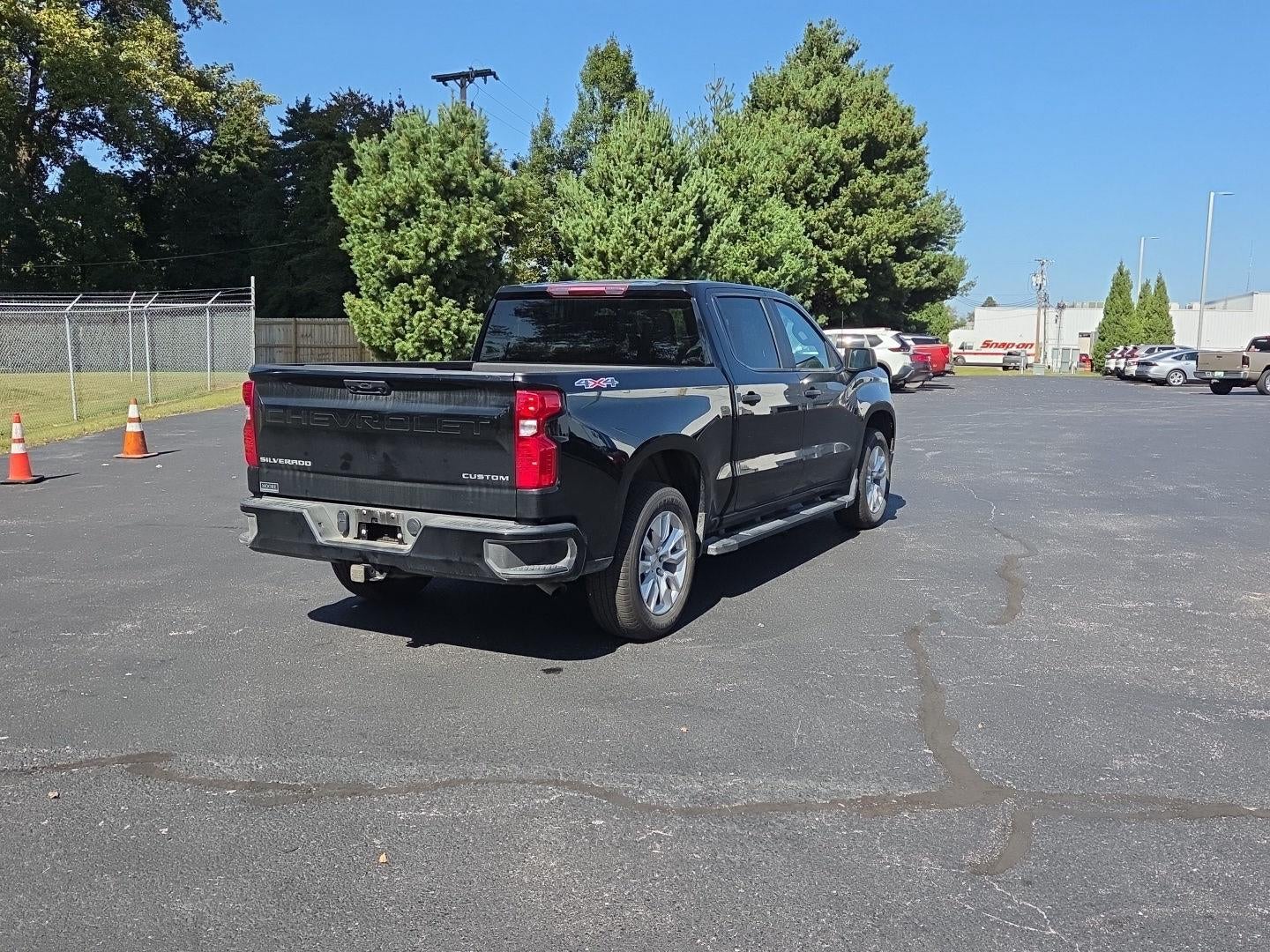 2025 Chevrolet Silverado 1500 Custom