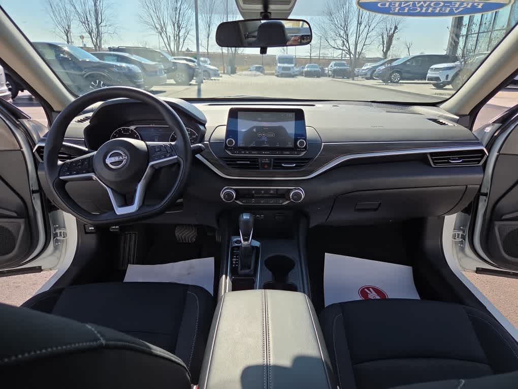 2025 Nissan Altima SV