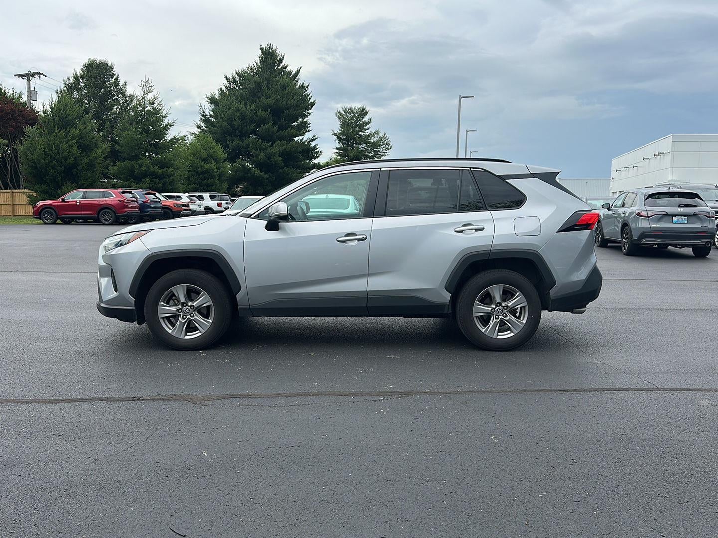 2024 Toyota RAV4 XLE