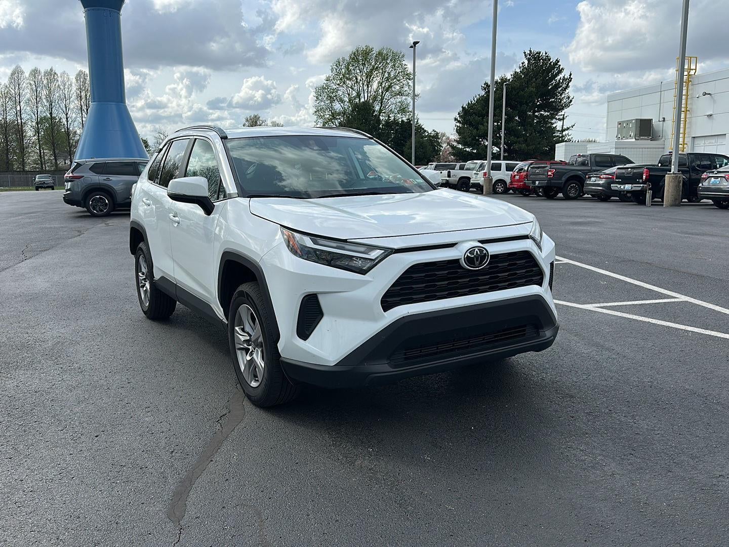 2024 Toyota RAV4 XLE