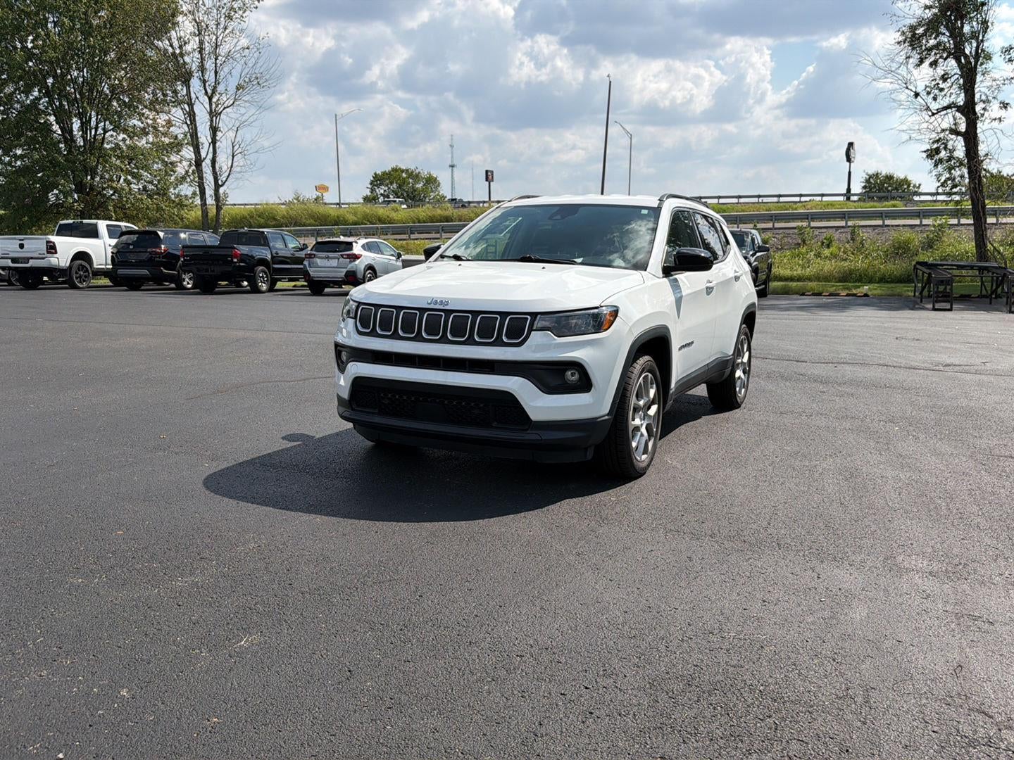 2022 Jeep Compass Latitude Lux