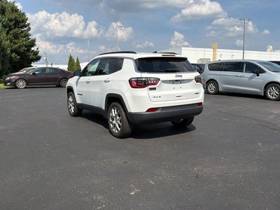 2022 Jeep Compass Latitude Lux