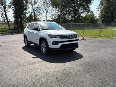 2022 Jeep Compass Latitude Lux