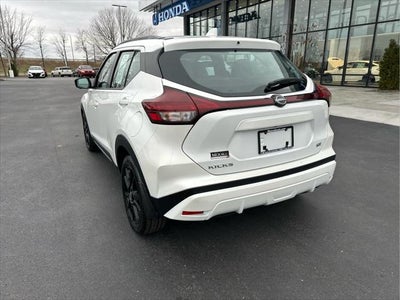 2024 Nissan Kicks SR