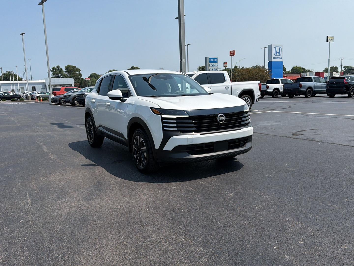 2025 Nissan Kicks SV