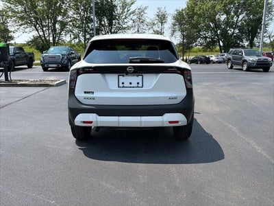 2025 Nissan Kicks SV