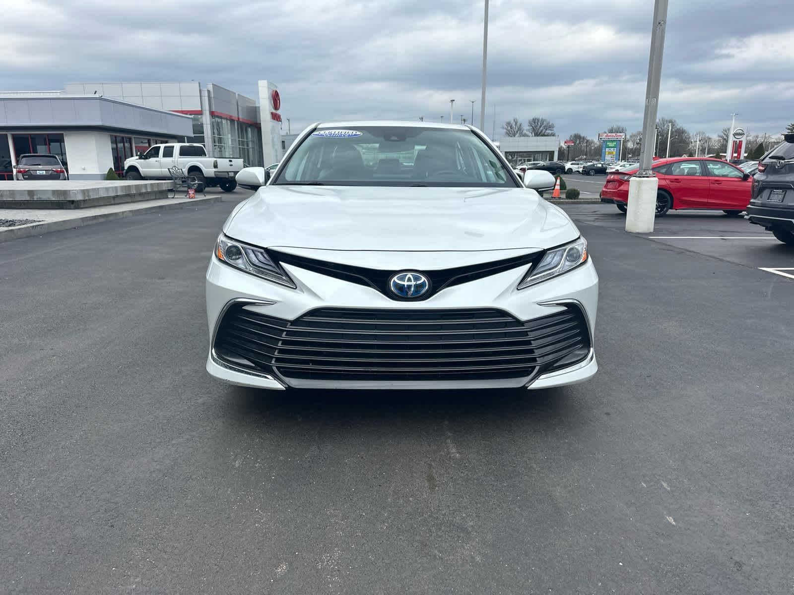 2024 Toyota Camry Hybrid XLE