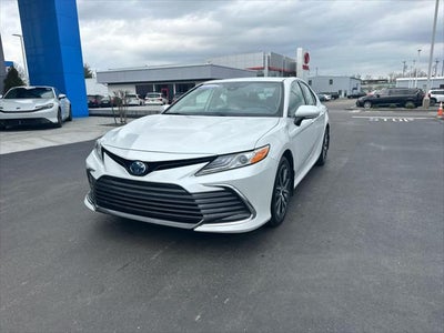 2024 Toyota Camry Hybrid XLE