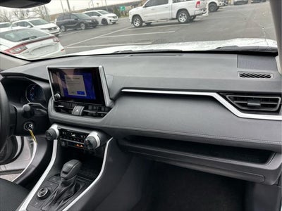 2025 Toyota RAV4 Hybrid LE