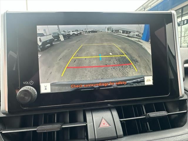 2025 TOYOTA TRUCK RAV4 HYBRID LE