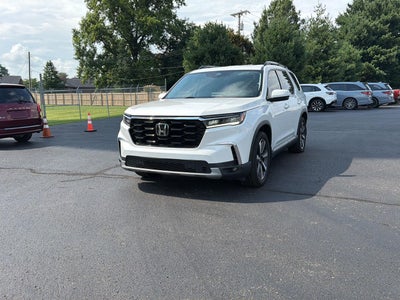 2023 Honda Pilot Touring