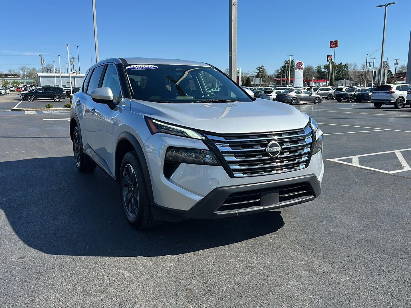 2025 Nissan Rogue SV