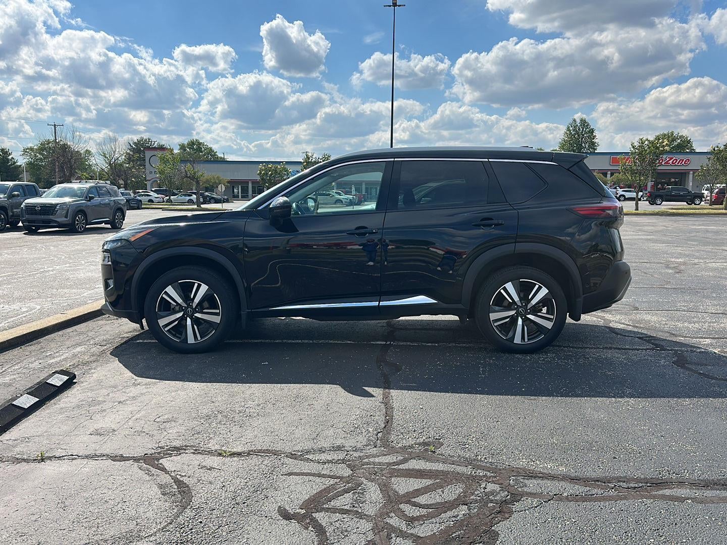 2023 Nissan Rogue SL
