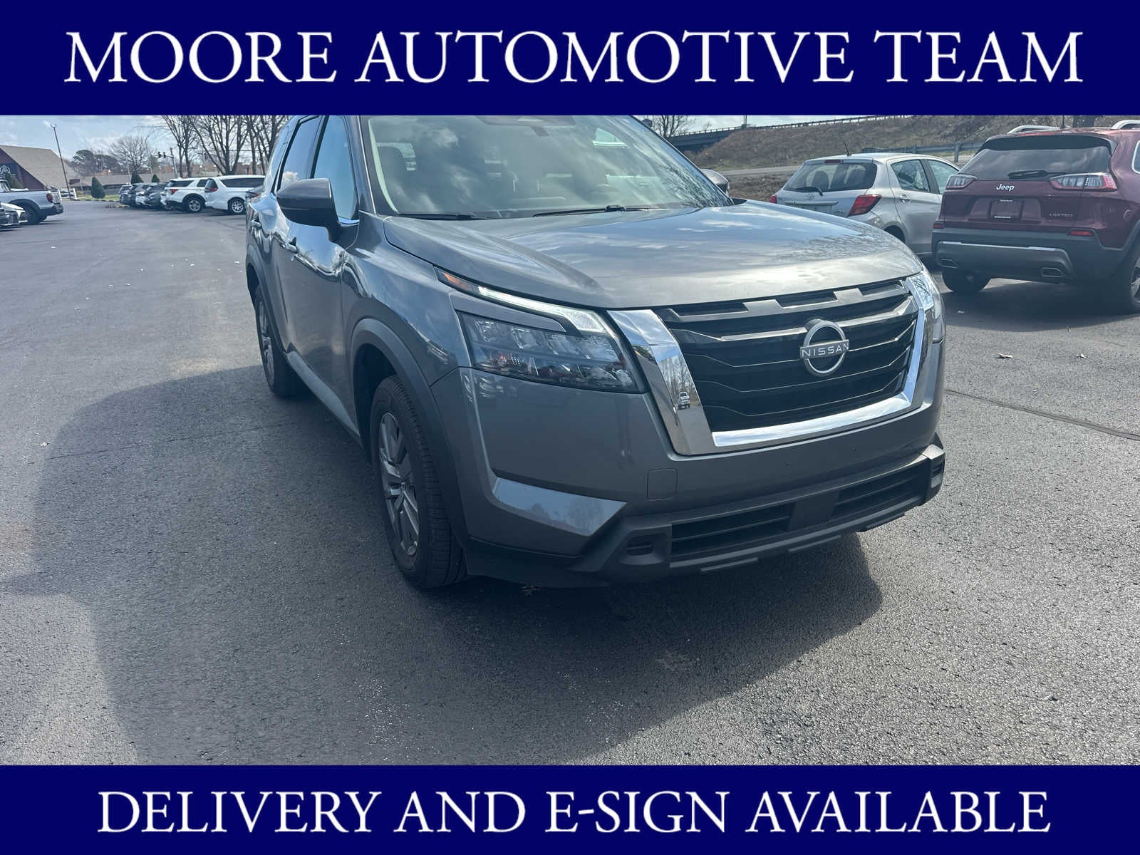 2025 Nissan Pathfinder SV