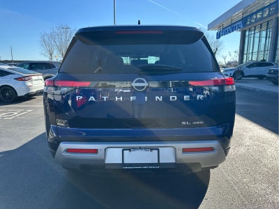 2025 Nissan Pathfinder SL