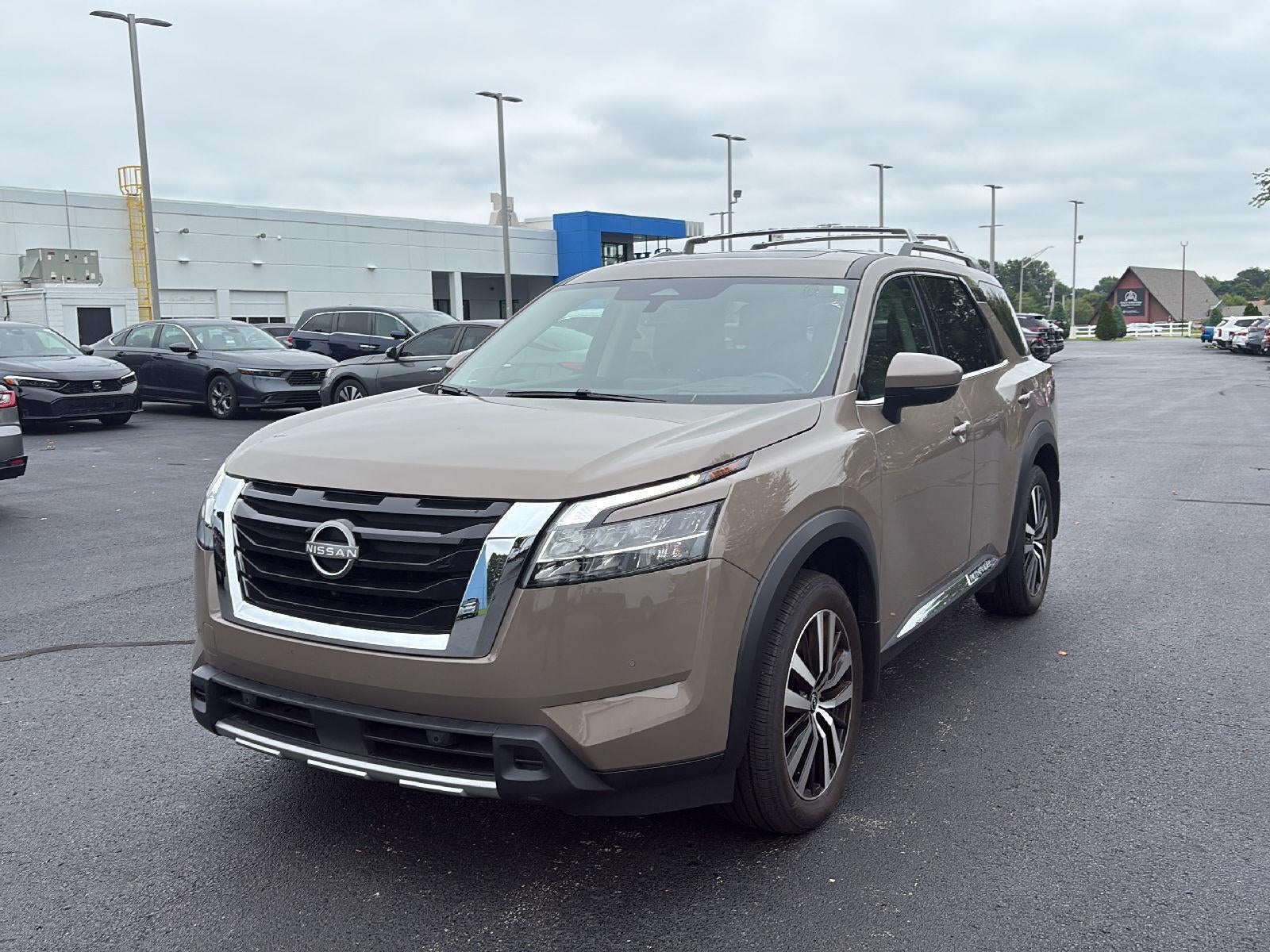 2024 Nissan Pathfinder Platinum
