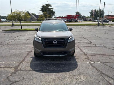 2024 Nissan Pathfinder Platinum