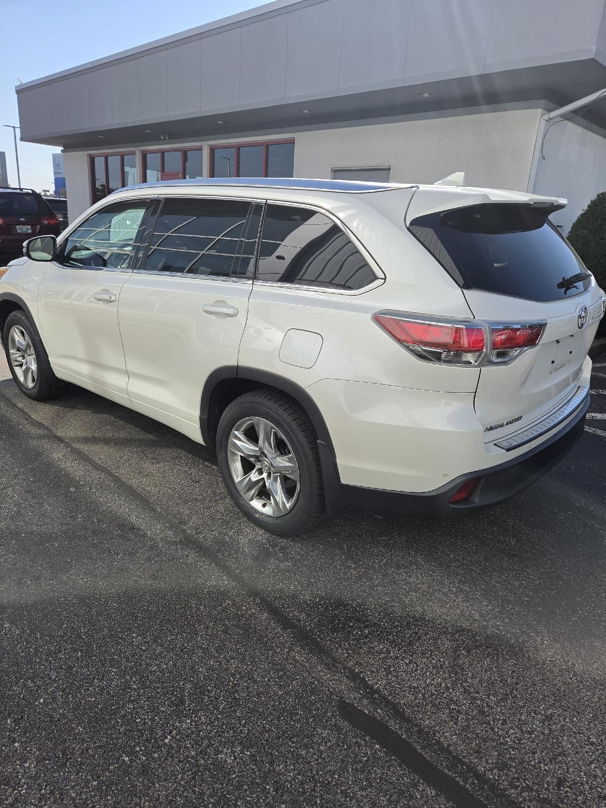 2015 Toyota Highlander Limited Platinum