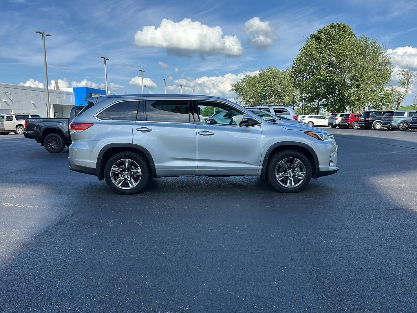 2019 Toyota Highlander Limited Platinum