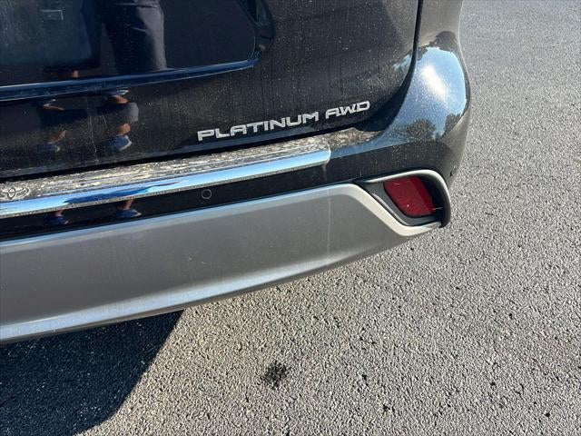 2022 Toyota Highlander Platinum
