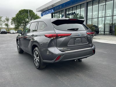 2021 Toyota Highlander Hybrid XLE