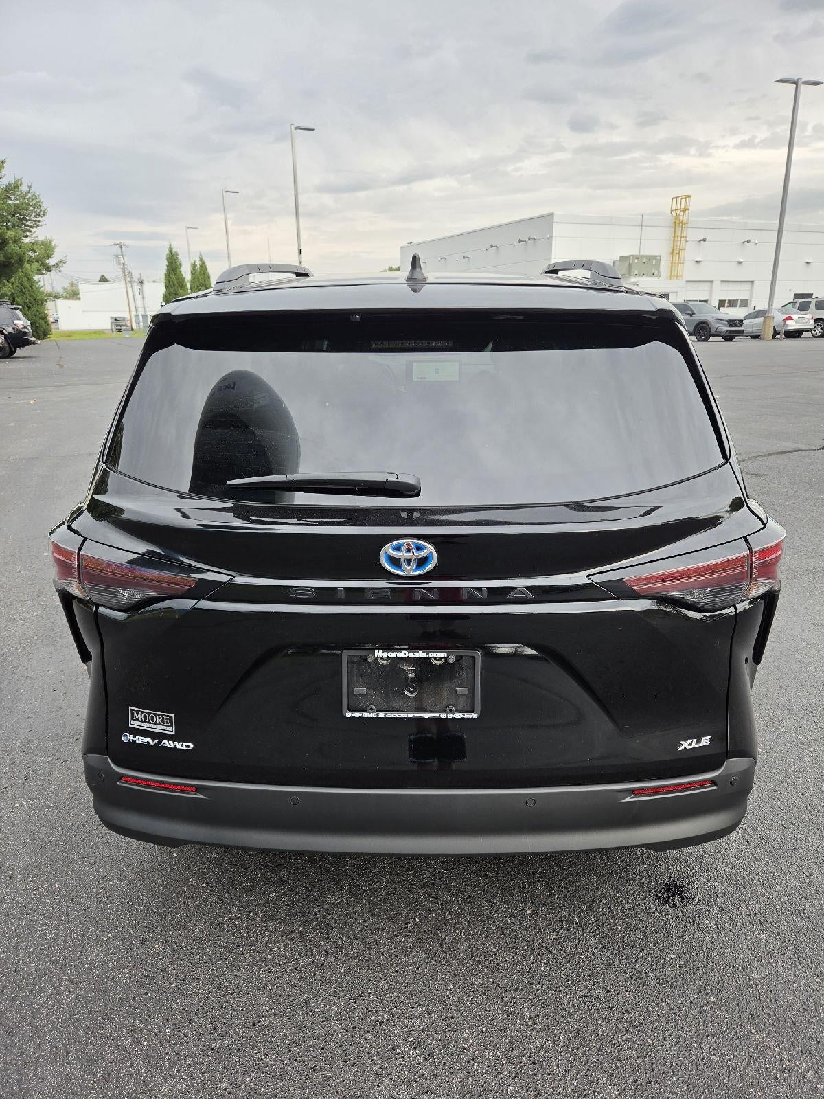 2025 Toyota Sienna XLE 7-Passenger