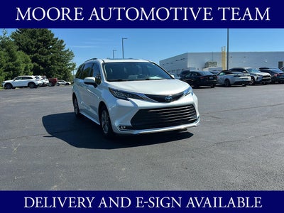 2022 Toyota Sienna XLE