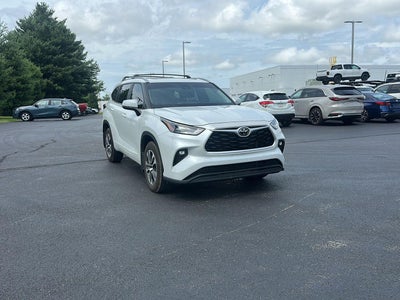 2023 Toyota Highlander XLE