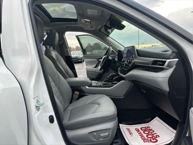 2023 Toyota Highlander XLE