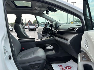 2024 Toyota Sienna XLE