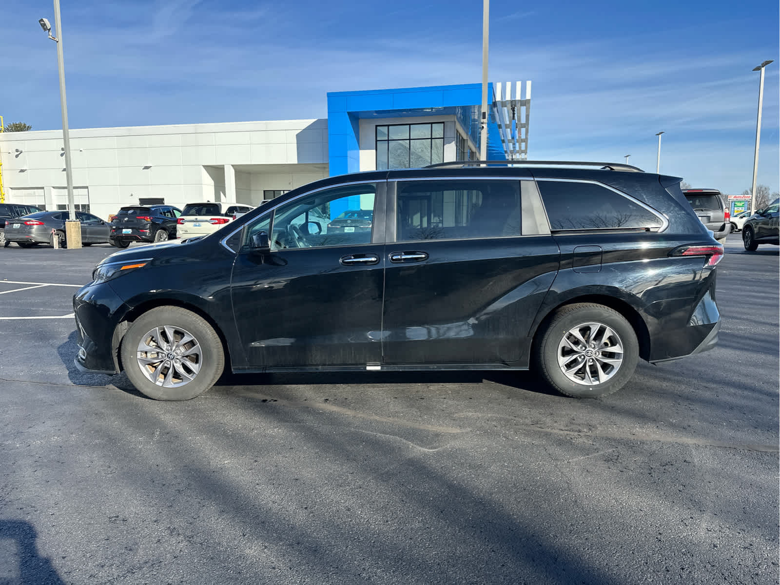 2024 Toyota Sienna XLE