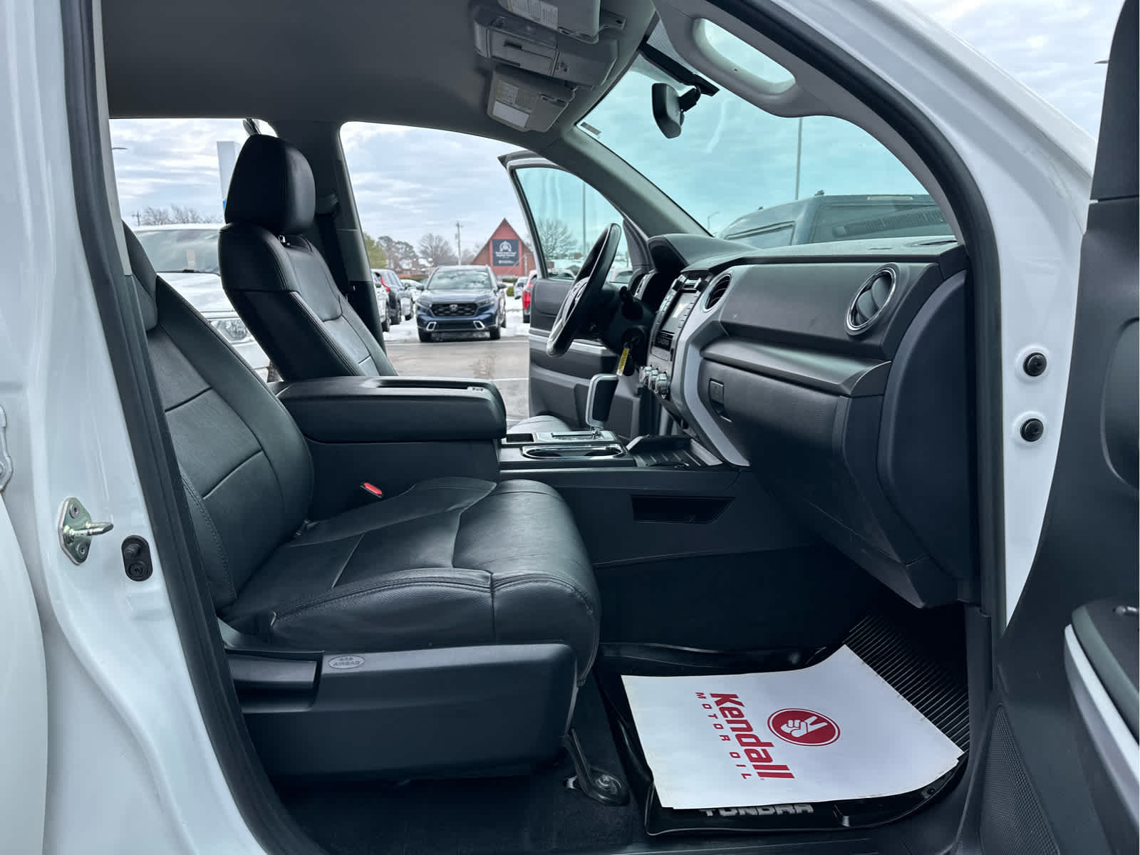 2017 Toyota Tundra SR5