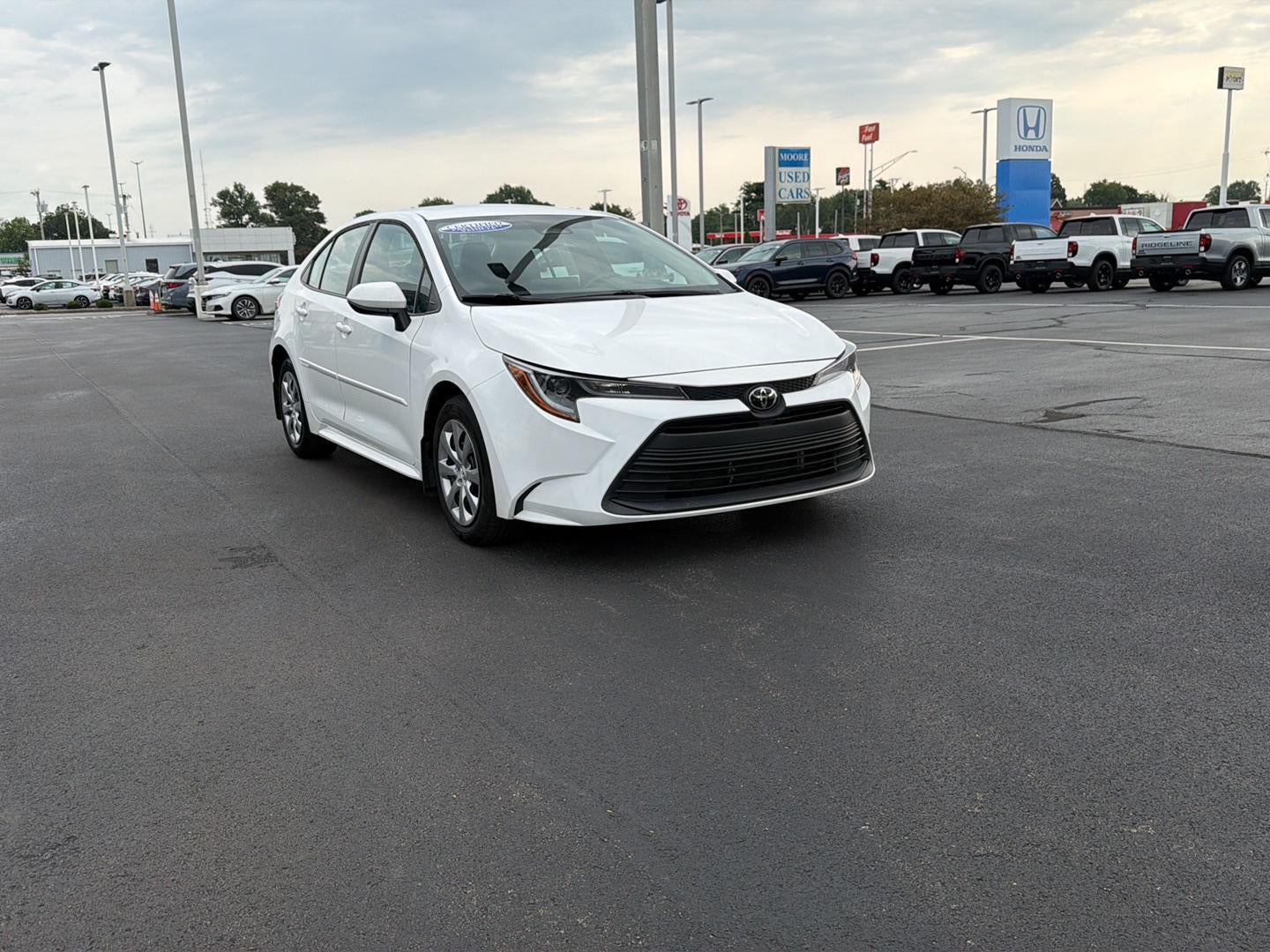 2023 Toyota Corolla LE