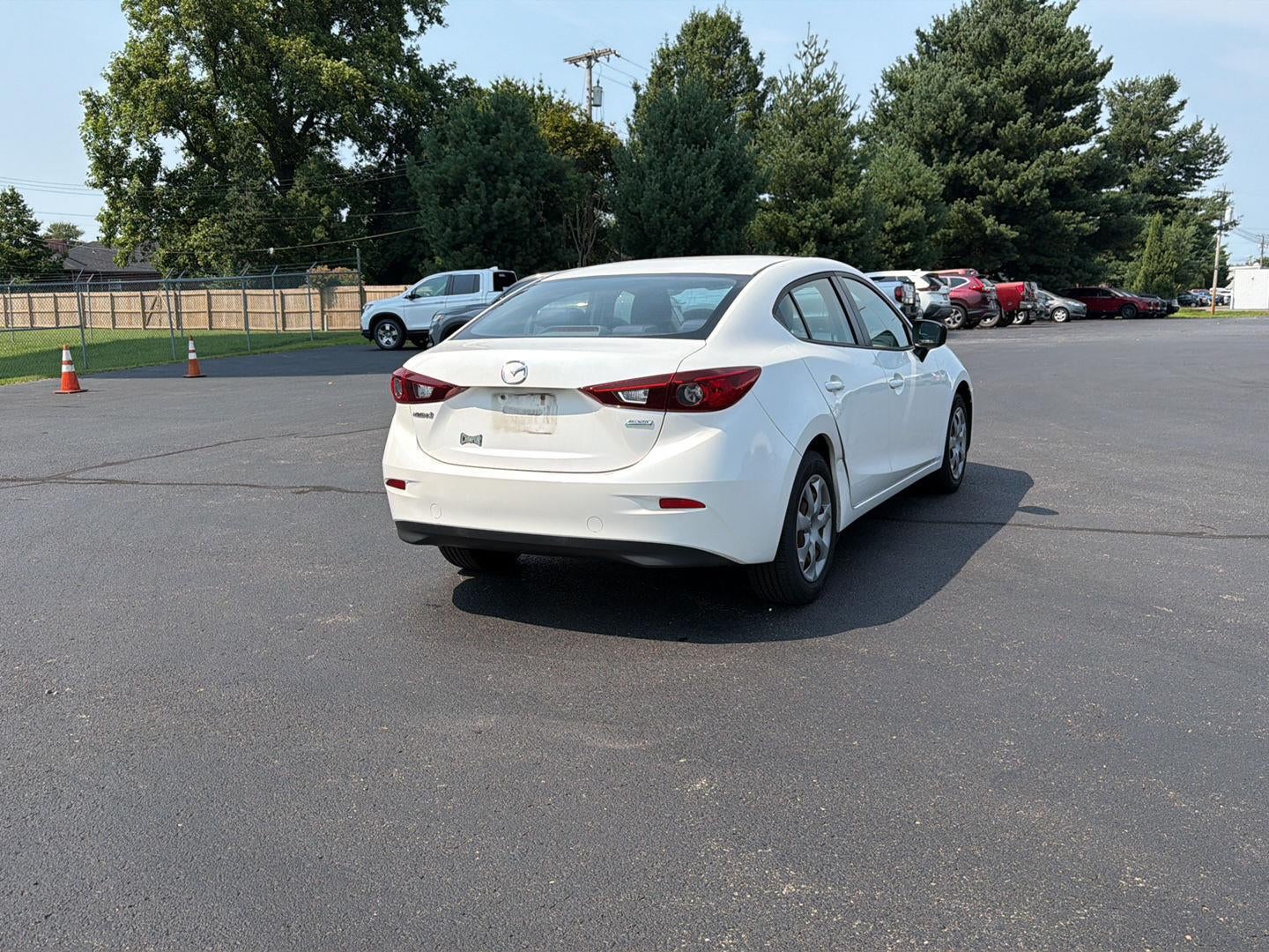 2015 Mazda Mazda3 i SV
