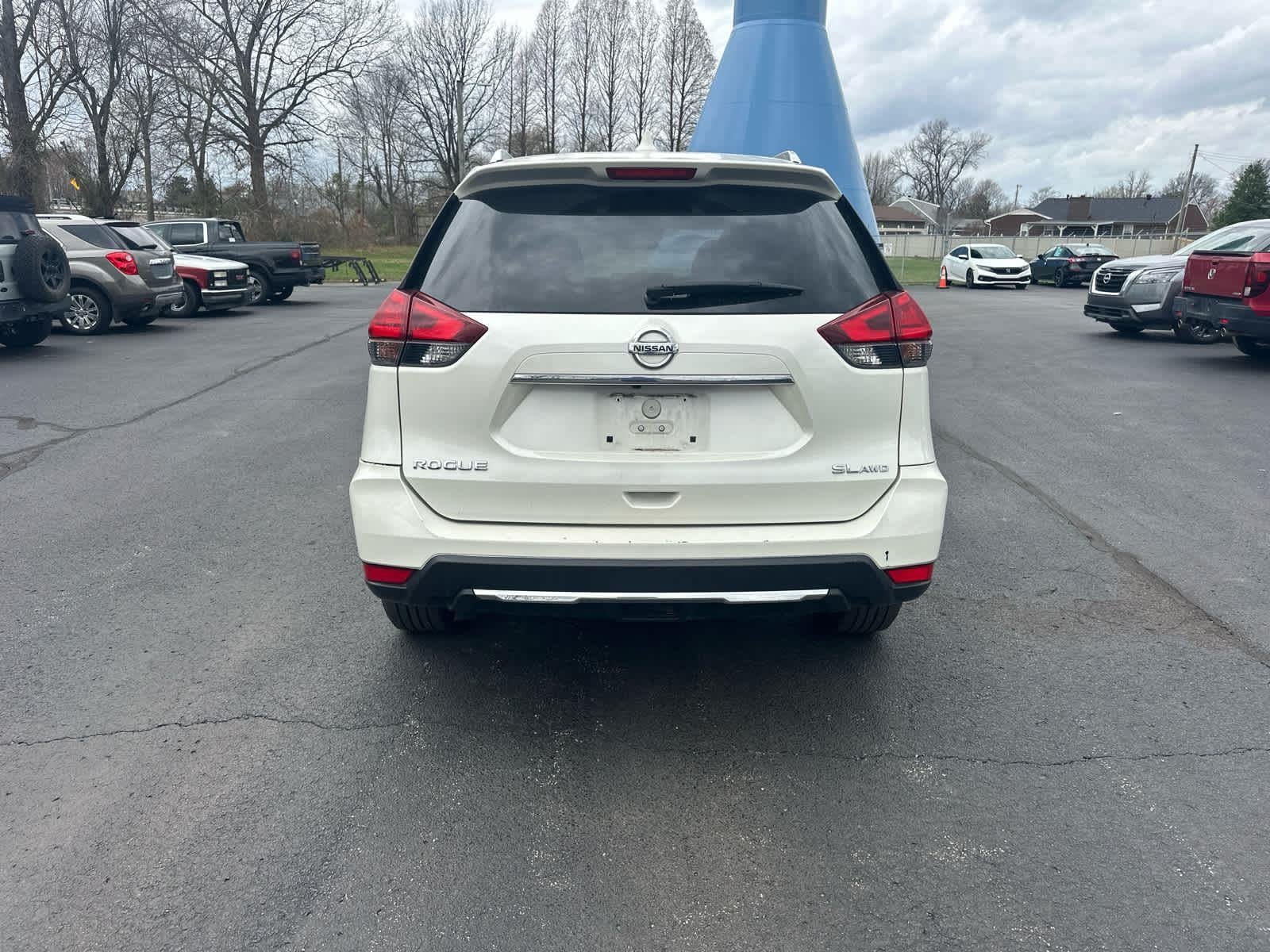 2017 Nissan Rogue SL