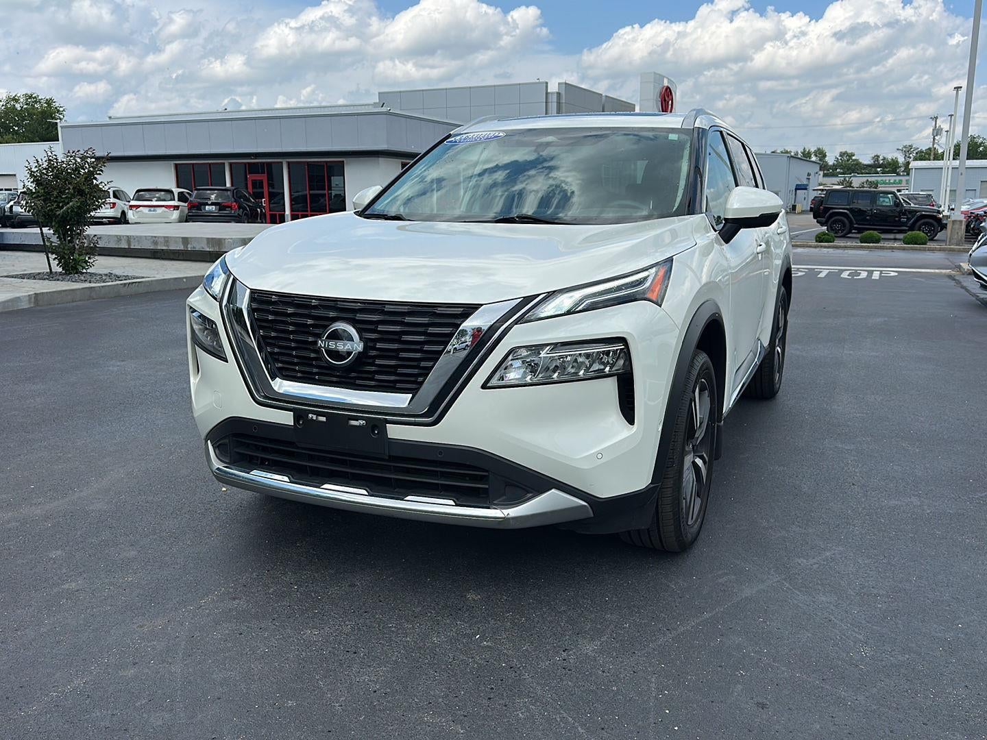2023 Nissan Rogue Platinum