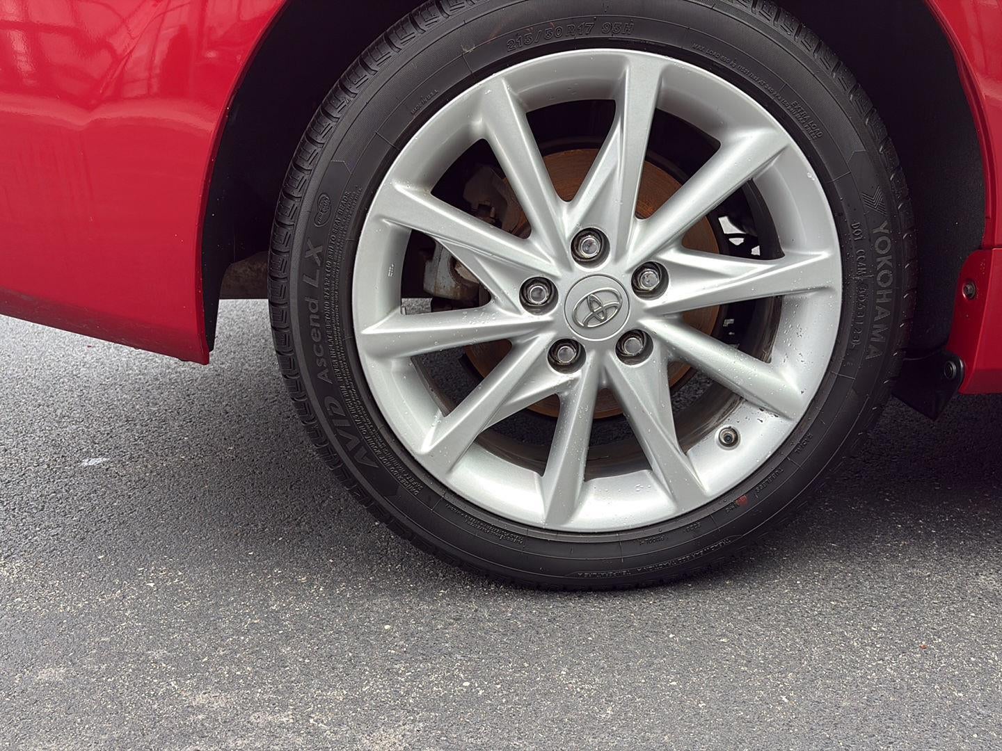 2013 Toyota Prius v Five