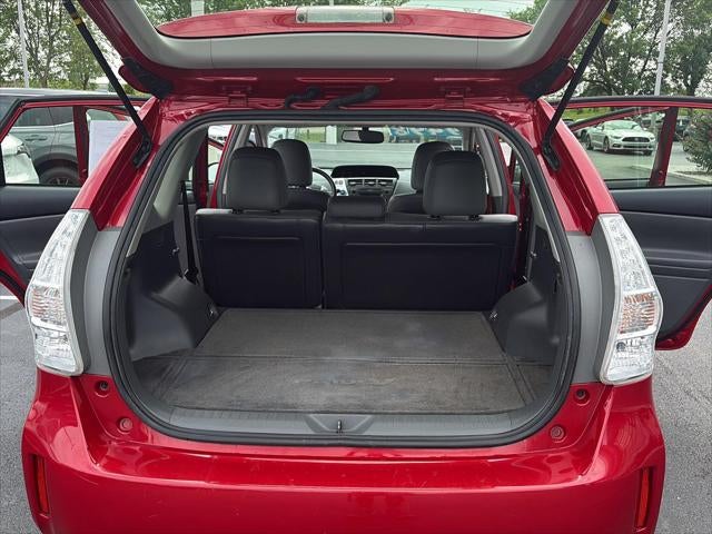 2013 Toyota Prius v Five