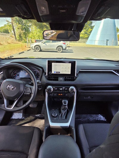 2023 Toyota RAV4 Hybrid SE