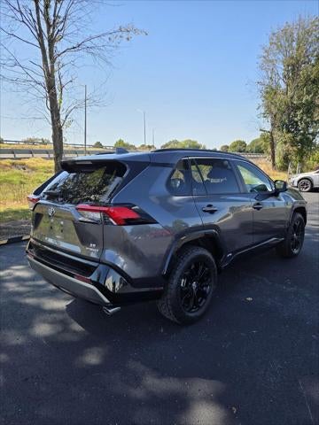 2023 Toyota RAV4 Hybrid SE