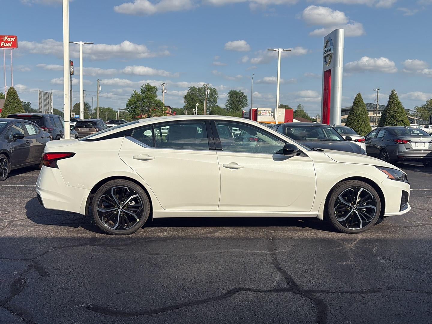 2026 Nissan Altima SR