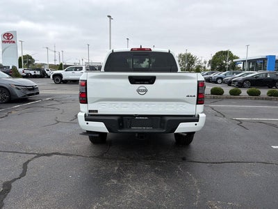 2027 Nissan Frontier SV