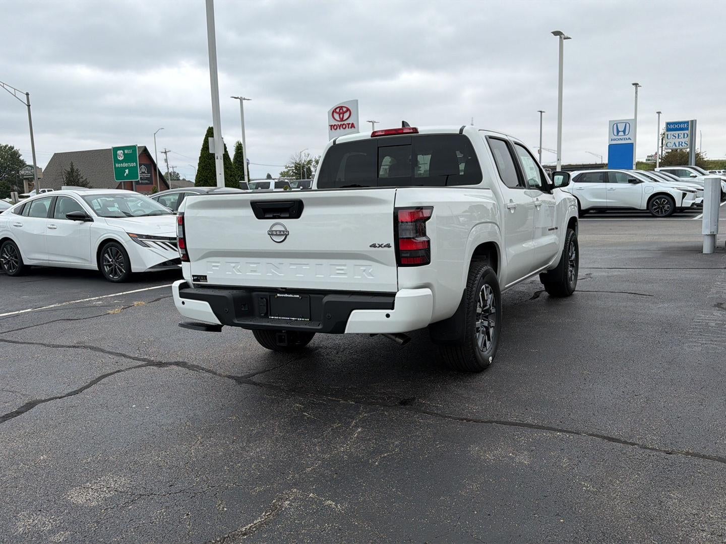 2027 Nissan Frontier SV